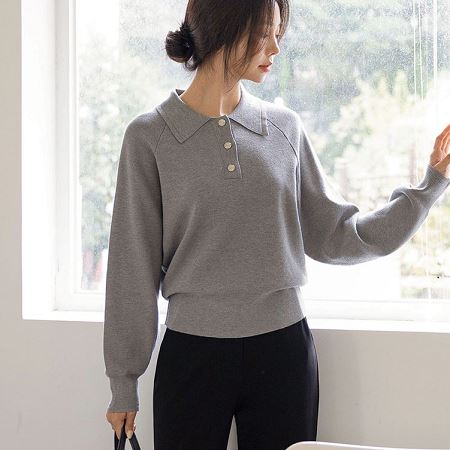 Dongdaemum Women’s Shirts, Tops & T-Shirts, a testament to the elegance and quality of wholesale Korean fashion.