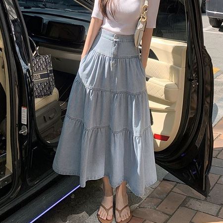 Dongdaemum Women’s Dresses, a testament to the elegance and quality of wholesale Korean fashion.