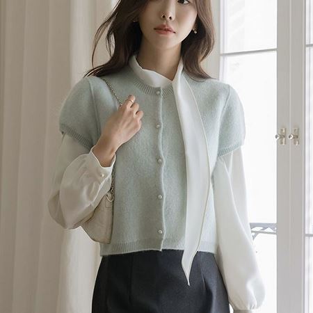 Dongdaemum Women’s Coats & Jackets, a testament to the elegance and quality of wholesale Korean fashion.