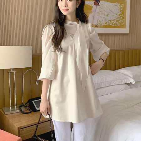 Dongdaemum Women’s Shirts, Tops & T-Shirts, a testament to the elegance and quality of wholesale Korean fashion.