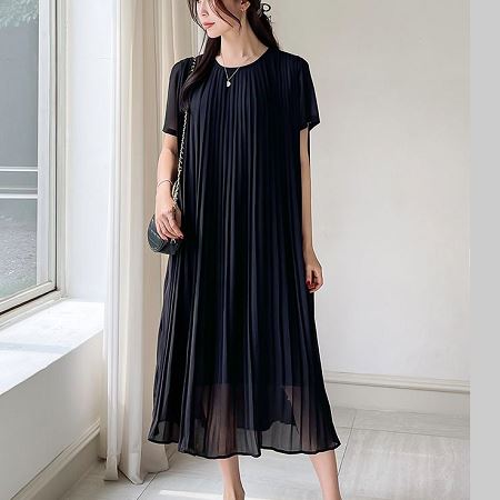 A collection of Dongdaemum Women’s Dresses, encapsulating the charm of Korean fashion.