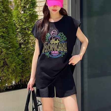 A variety of Dongdaemum Women’s One-Pieces, representing the allure of Korean fashion.