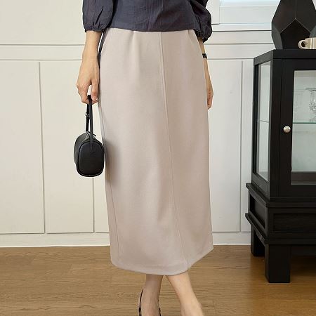 Dongdaemum Women’s Dresses, a testament to the elegance and quality of wholesale Korean fashion.