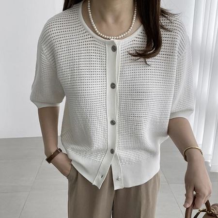 Dongdaemum Women’s Coats & Jackets, a testament to the elegance and quality of wholesale Korean fashion.