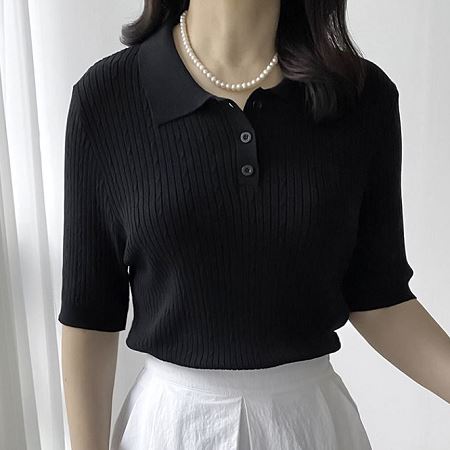 Dongdaemum Women’s Shirts, Tops & T-Shirts, a testament to the elegance and quality of wholesale Korean fashion.