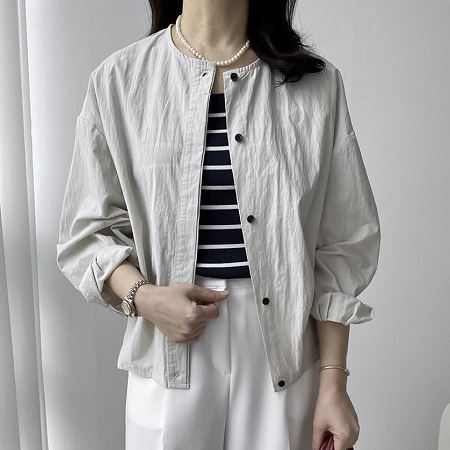 A variety of Dongdaemum Women’s Coats & Jackets, reflecting the sophistication of Korean fashion.