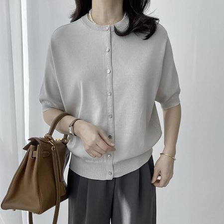 A variety of Dongdaemum Women’s Coats & Jackets, reflecting the sophistication of Korean fashion.