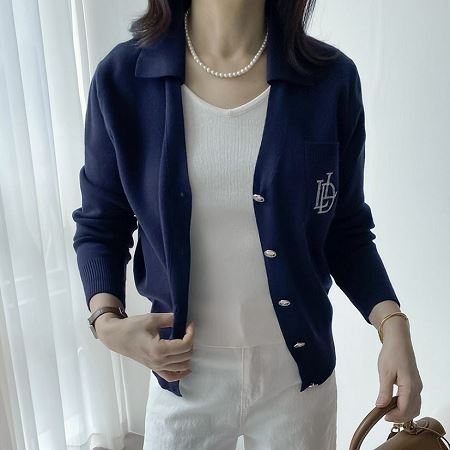 Dongdaemum Women’s Coats & Jackets, a testament to the elegance and quality of wholesale Korean fashion.