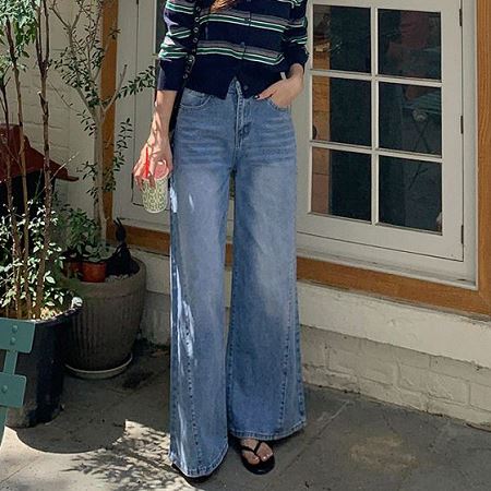 An array of Dongdaemum Women’s Pants, embodying the versatility of Korean fashion.