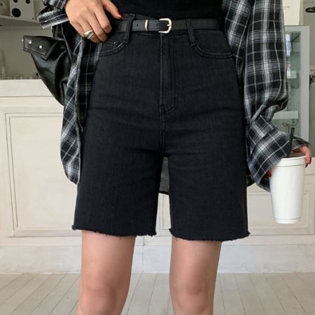 An array of Dongdaemum Women’s Pants, embodying the versatility of Korean fashion.