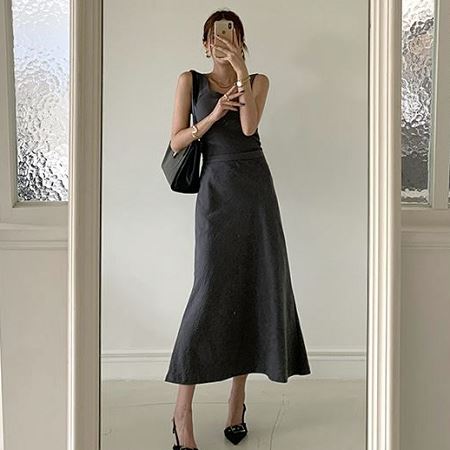 A collection of Dongdaemum Women’s Dresses, encapsulating the charm of Korean fashion.