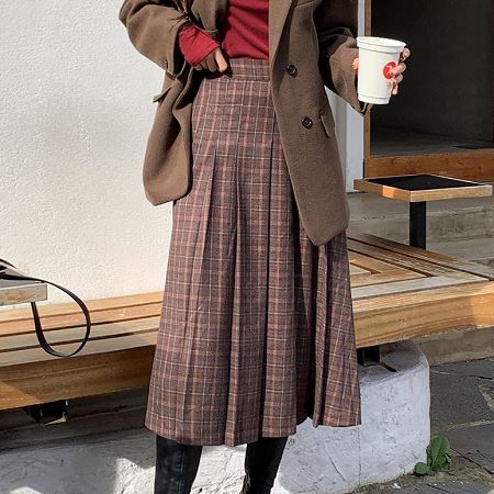 A collection of Dongdaemum Women’s Dresses, encapsulating the charm of Korean fashion.