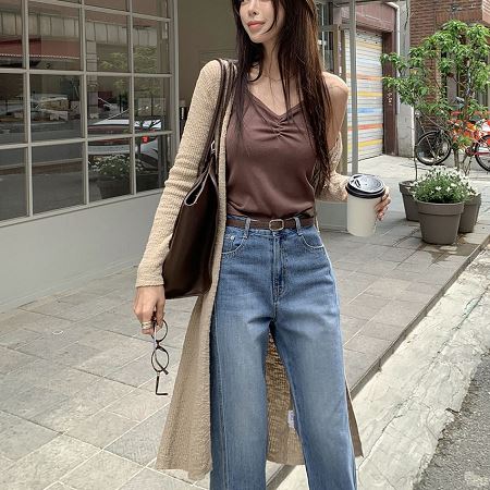 Dongdaemum Women’s Coats & Jackets, a testament to the elegance and quality of wholesale Korean fashion.
