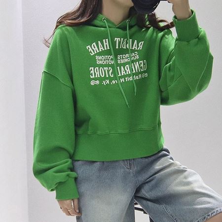 Dongdaemum Women’s Shirts, Tops & T-Shirts, a testament to the elegance and quality of wholesale Korean fashion.