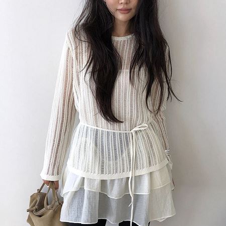 Dongdaemum Women’s Shirts, Tops & T-Shirts, a testament to the elegance and quality of wholesale Korean fashion.