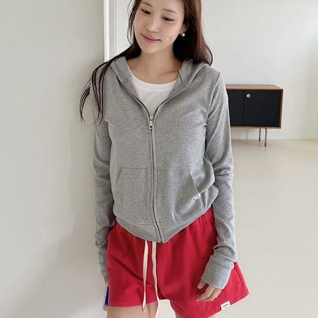 Dongdaemum Women’s Coats & Jackets, a testament to the elegance and quality of wholesale Korean fashion.