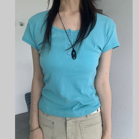 Dongdaemum Women’s Shirts, Tops & T-Shirts, a testament to the elegance and quality of wholesale Korean fashion.
