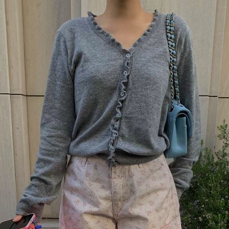 Dongdaemum Women’s Coats & Jackets, a testament to the elegance and quality of wholesale Korean fashion.