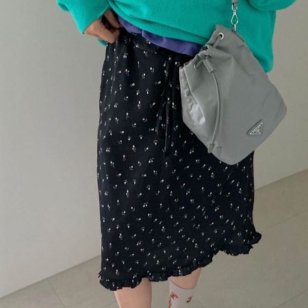 Dongdaemum Women’s Dresses, a testament to the elegance and quality of wholesale Korean fashion.