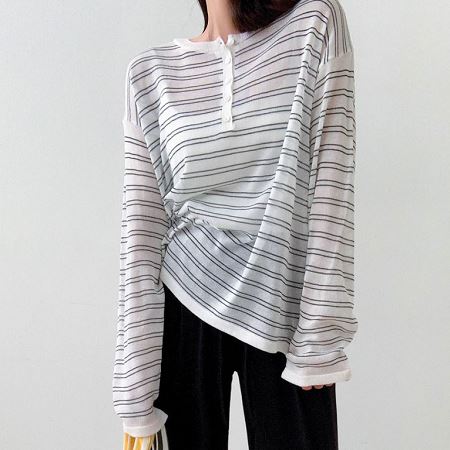 Dongdaemum Women’s Shirts, Tops & T-Shirts, a testament to the elegance and quality of wholesale Korean fashion.
