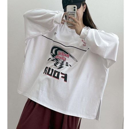 Dongdaemum Women’s Shirts, Tops & T-Shirts, a testament to the elegance and quality of wholesale Korean fashion.