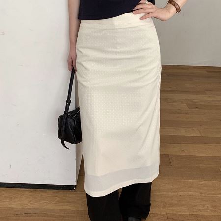 Dongdaemum Women’s Dresses, a testament to the elegance and quality of wholesale Korean fashion.