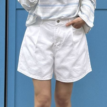 Dongdaemum Women’s Pants, a testament to the elegance and quality of wholesale Korean fashion.