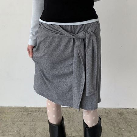 Dongdaemum Women’s Dresses, a testament to the elegance and quality of wholesale Korean fashion.