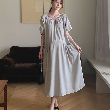 Dongdaemum Women’s Dresses, a testament to the elegance and quality of wholesale Korean fashion.