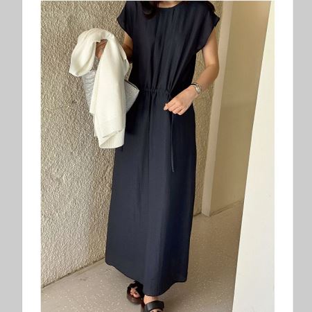 A collection of Dongdaemum Women’s Dresses, encapsulating the charm of Korean fashion.