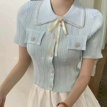 Dongdaemum Women’s Coats & Jackets, a testament to the elegance and quality of wholesale Korean fashion.