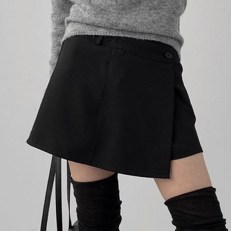 Dongdaemum Women’s Dresses, a testament to the elegance and quality of wholesale Korean fashion.