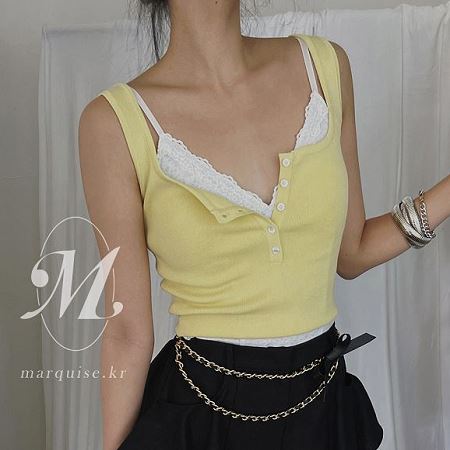Dongdaemum Women’s Shirts, Tops & T-Shirts, a testament to the elegance and quality of wholesale Korean fashion.