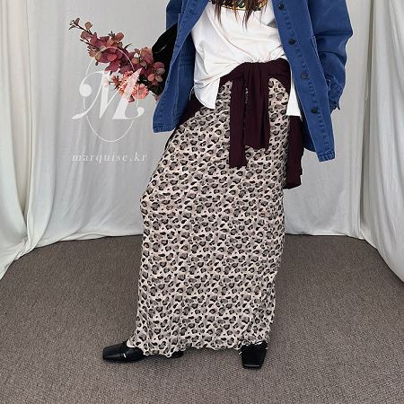Dongdaemum Women’s Dresses, a testament to the elegance and quality of wholesale Korean fashion.