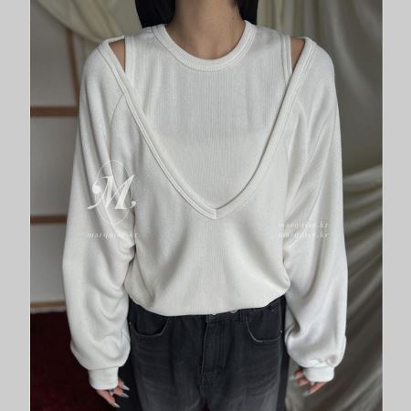 Dongdaemum Women’s One-Pieces, a testament to the elegance and quality of wholesale Korean fashion.