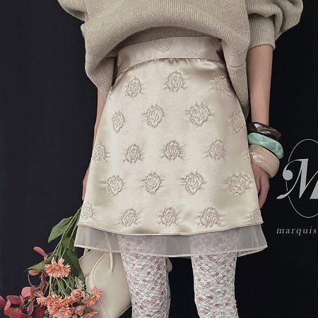 Dongdaemum Women’s Dresses, a testament to the elegance and quality of wholesale Korean fashion.