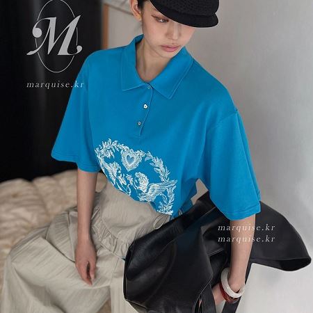 Dongdaemum Women’s Shirts, Tops & T-Shirts, a testament to the elegance and quality of wholesale Korean fashion.
