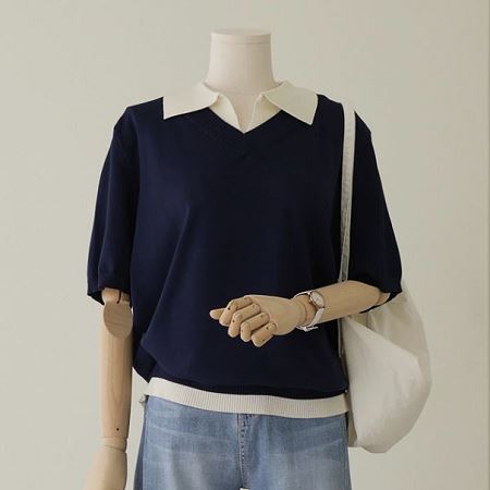 Dongdaemum Women’s Shirts, Tops & T-Shirts, a testament to the elegance and quality of wholesale Korean fashion.