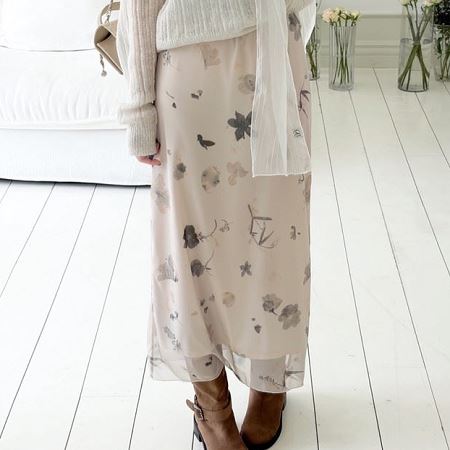 Dongdaemum Women’s Dresses, a testament to the elegance and quality of wholesale Korean fashion.