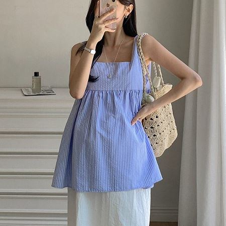 Dongdaemum Women’s Shirts, Tops & T-Shirts, a testament to the elegance and quality of wholesale Korean fashion.