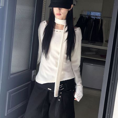 Dongdaemum Women’s One-Pieces, a testament to the elegance and quality of wholesale Korean fashion.