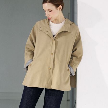 Dongdaemum Women’s Coats & Jackets, a testament to the elegance and quality of wholesale Korean fashion.