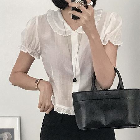 Dongdaemum Women’s Shirts, Tops & T-Shirts, a testament to the elegance and quality of wholesale Korean fashion.