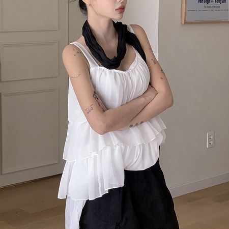Dongdaemum Women’s Dresses, a testament to the elegance and quality of wholesale Korean fashion.