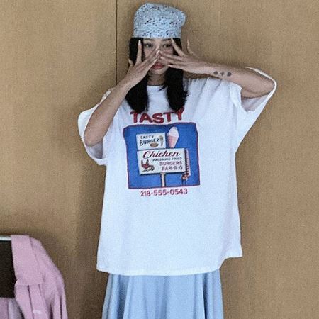 Dongdaemum Women’s Shirts, Tops & T-Shirts, a testament to the elegance and quality of wholesale Korean fashion.