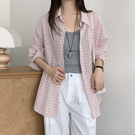Dongdaemum Women’s Shirts, Tops & T-Shirts, a testament to the elegance and quality of wholesale Korean fashion.
