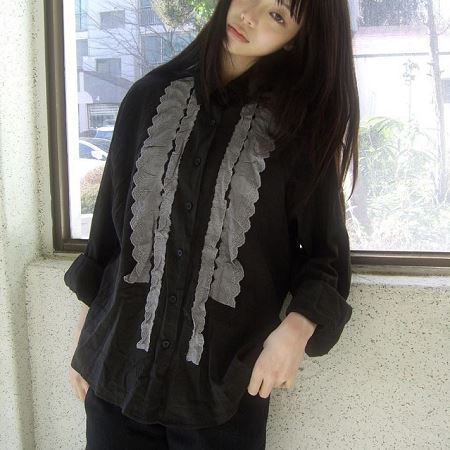 Dongdaemum Women’s Shirts, Tops & T-Shirts, a testament to the elegance and quality of wholesale Korean fashion.