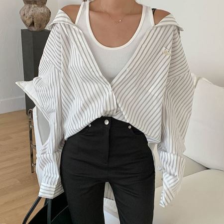 Dongdaemum Women’s One-Pieces, a testament to the elegance and quality of wholesale Korean fashion.