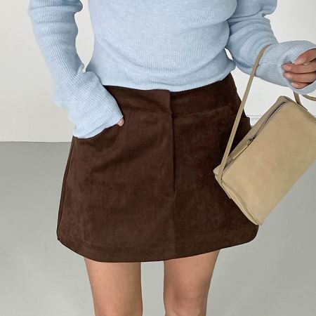 Dongdaemum Women’s Dresses, a testament to the elegance and quality of wholesale Korean fashion.