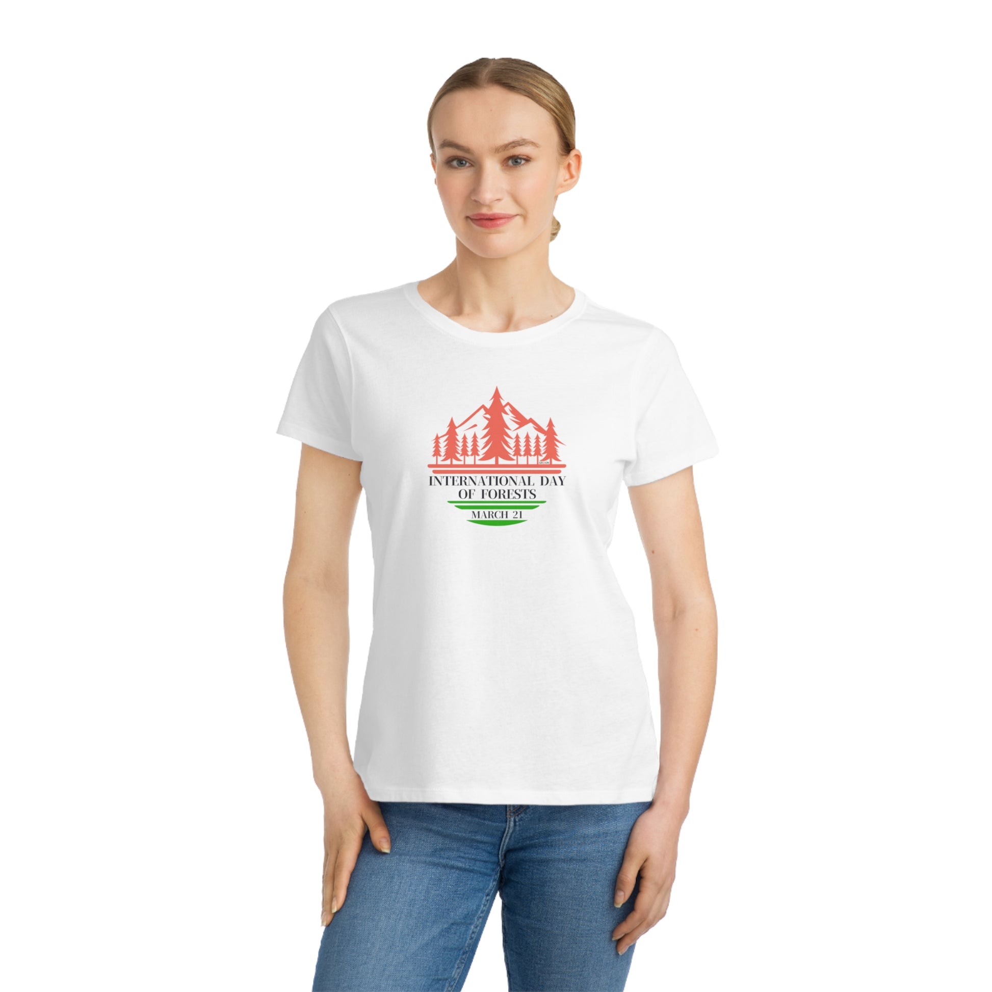 International Day of Forests, Model wearing a GR@ON T-Shirt made from organic cotton, featuring a stylish and sustainable design. GR@ON T-Shirts: Sustainable style, everyday comfort.